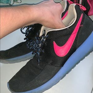 Nike roshes